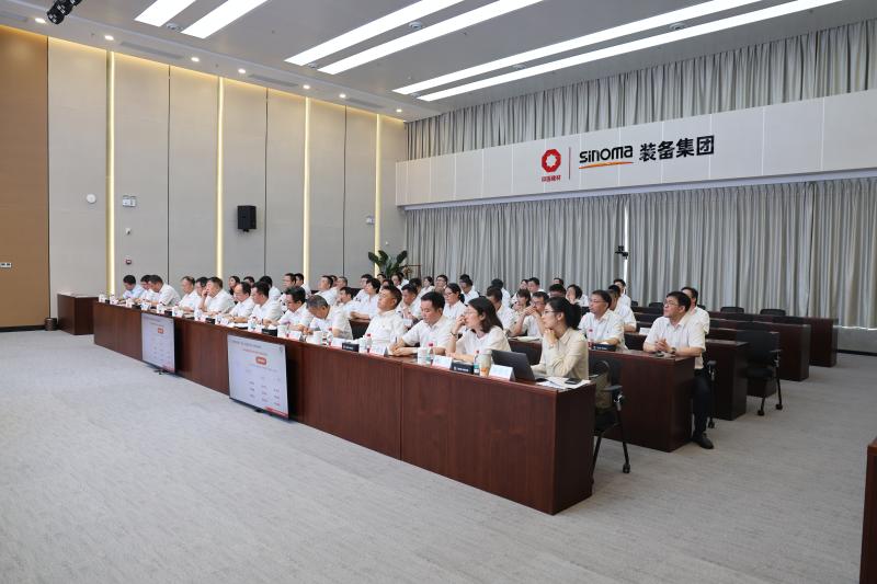 朱兵到裝備集團講授深入學習貫徹中央八項規定精神專題黨課